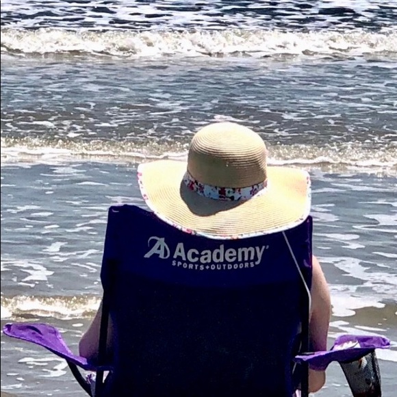 Summer Sun Hat 💙🌸 - Picture 8 of 8